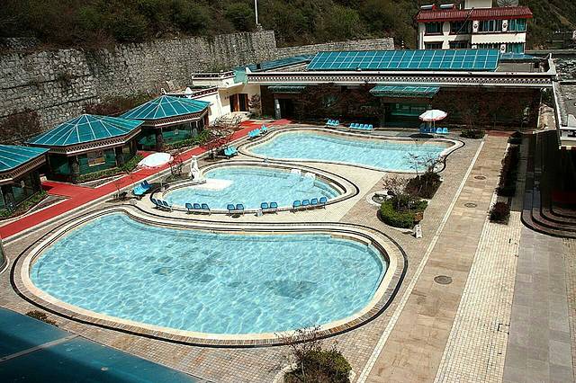 古尔沟温泉山庄温泉