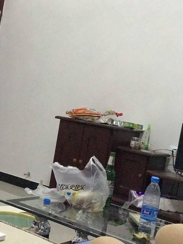 周黑鸭(仙桃大新路月亮湾店)