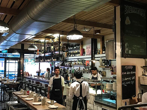 Depot Eatery and Oyster Bar