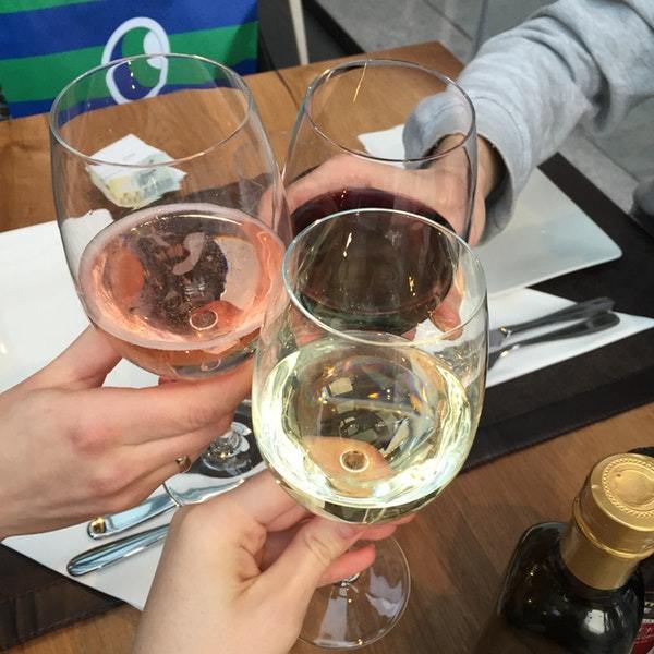 香霸筋头巴脑排骨锅