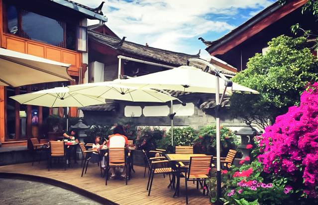 入迷餐吧·纳西庭院云南菜