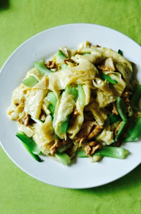 李臣饭店(新源街店)