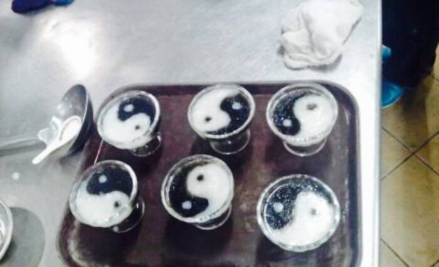 凌云烧鹅仔美食城(电厂店)