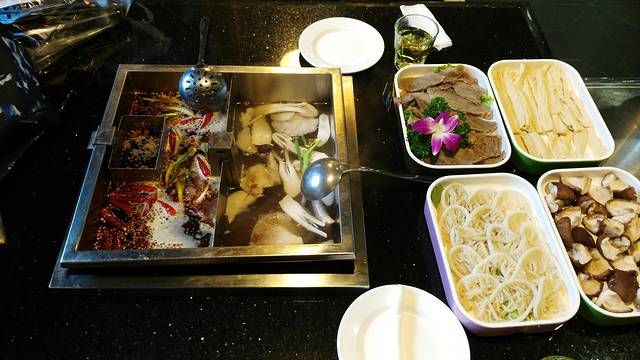 川西坝子印象火锅(西门店)