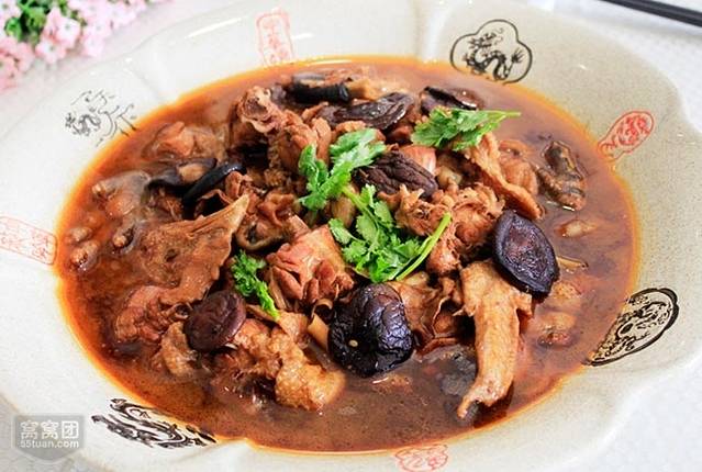 鲁菜坊(平山里店)