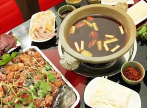 美渝石锅鱼(胜利南路店)