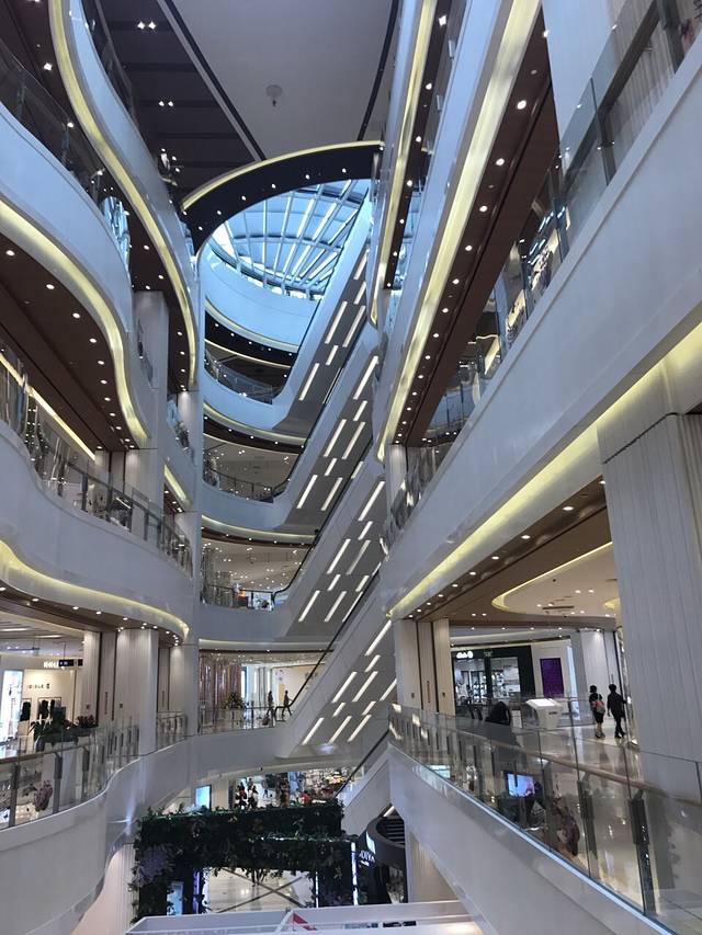 百联世纪购物中心