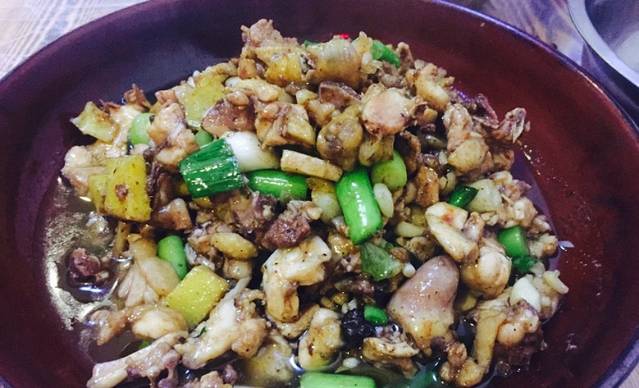 王旺鱼杂野菜馆