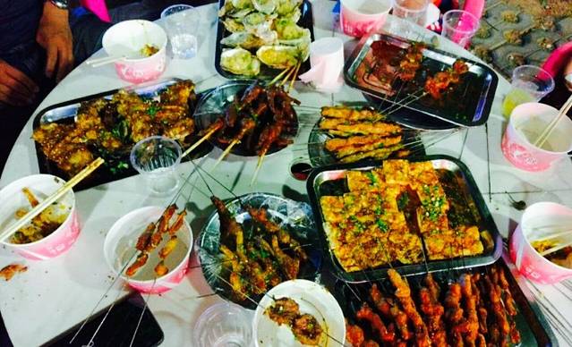 夜话烧烤小吃城