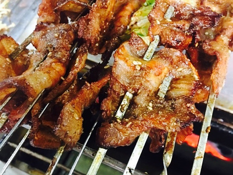 万家乐(老店)带皮五花肉 烧烤