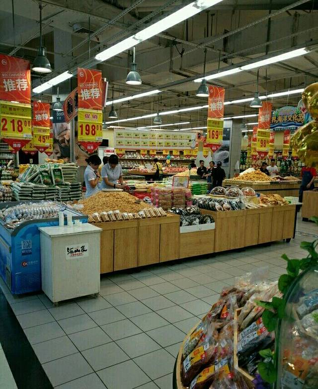 永辉超市(汉安大道西段万达广场店)