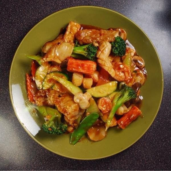 May Lee's Restaurant