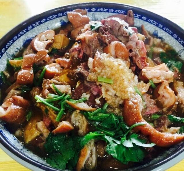 老六门框百年卤煮(六爷传承私房老店)