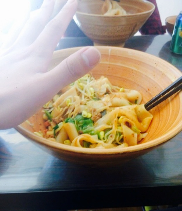 半碗面(香港街店)