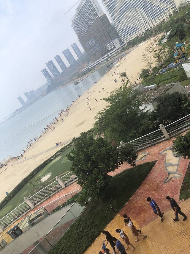 莱蒙水榭湾沙滩