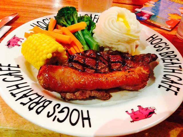 Hogs Breath Cafe