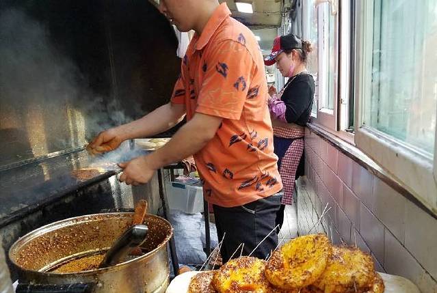 邵家老味三小煎饼果子(建业巷店)