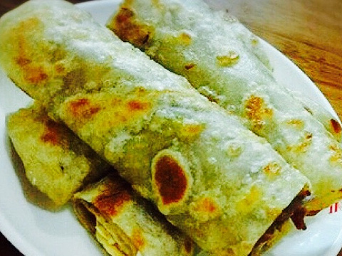 半边天熏肉大饼