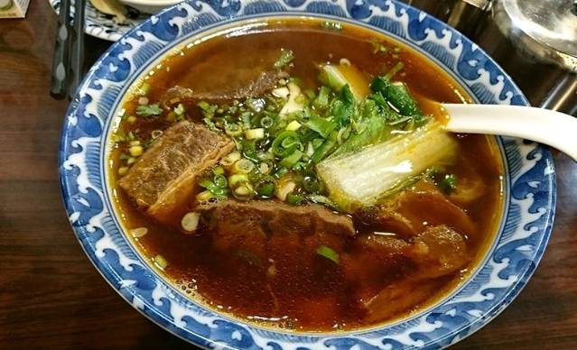 牛肉面．鸡汤