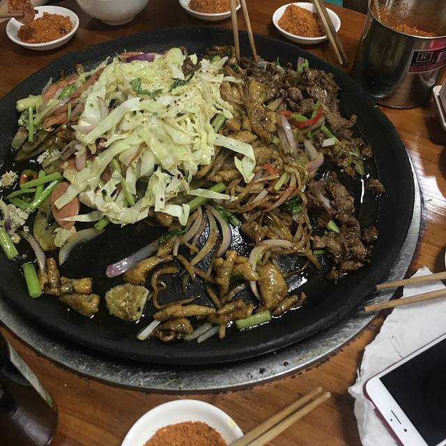 三品·眼镜烙锅