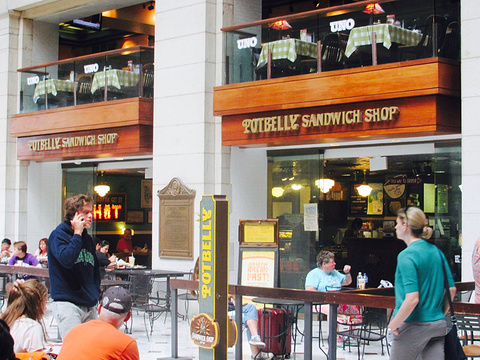 potbelly sandwich shop