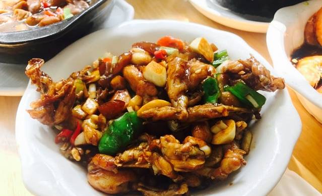 梦影食园(王府园小区店)