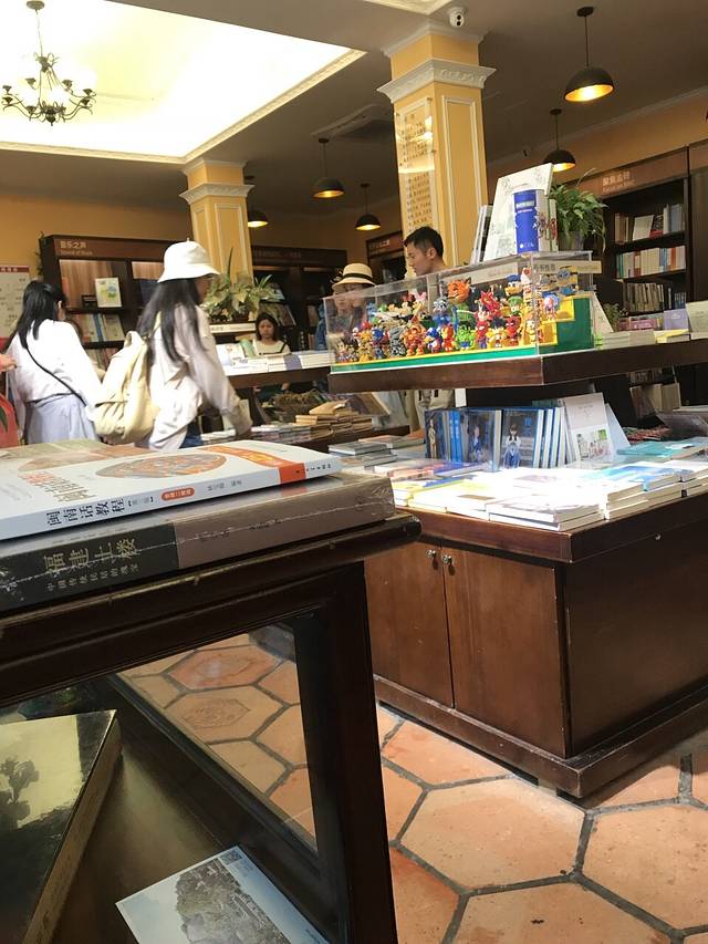 新华书店(龙头路店)