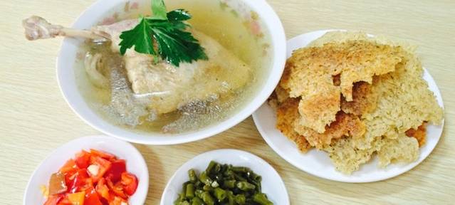 石臼湖老鸭汤泡锅巴(马鞍山第三分店)