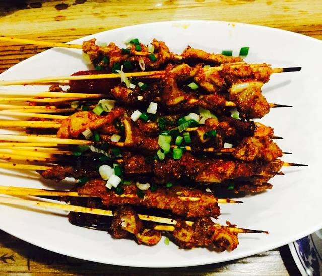 蜀钱烧烤地道川菜(绿地蓝海店)