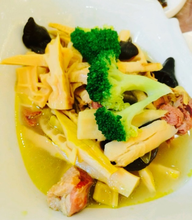 金陵饭店(钱威路店)