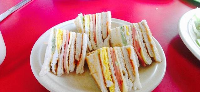 May & May Sandwich House