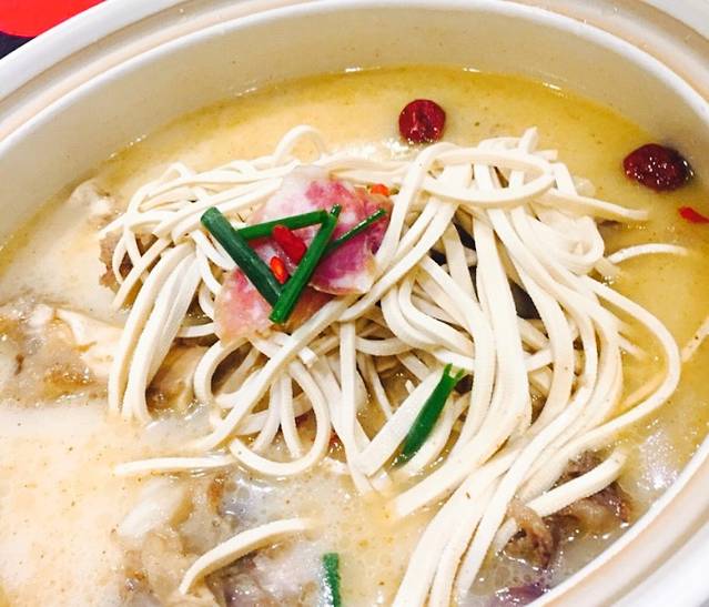 张家砂锅(中山东路店)