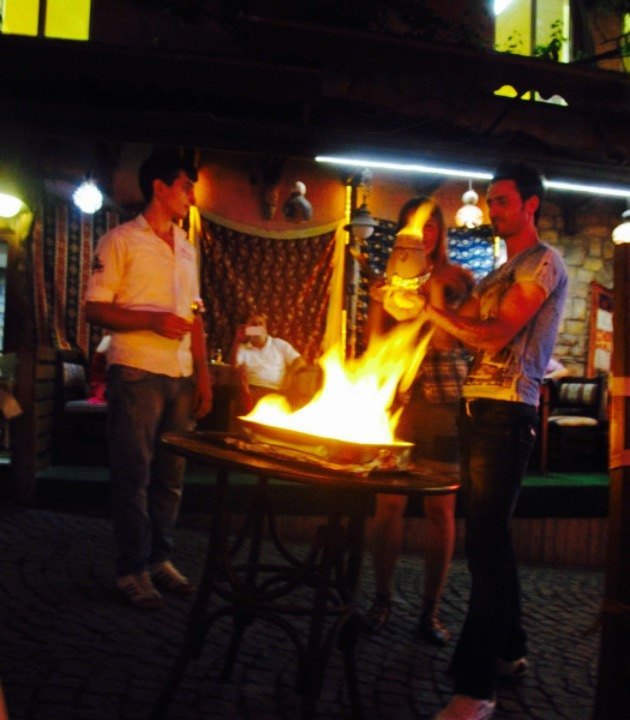 Salute Pub & Restaurant