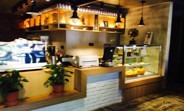 恋爱的犀牛咖啡馆