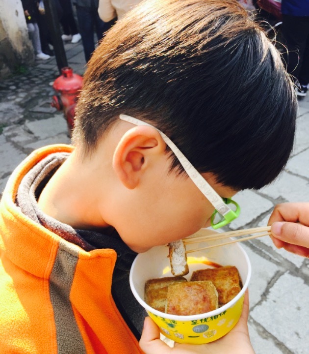 舌尖上的徽州毛豆腐