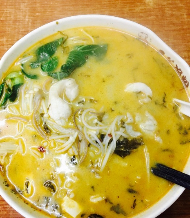 五谷渔粉(控江路店)