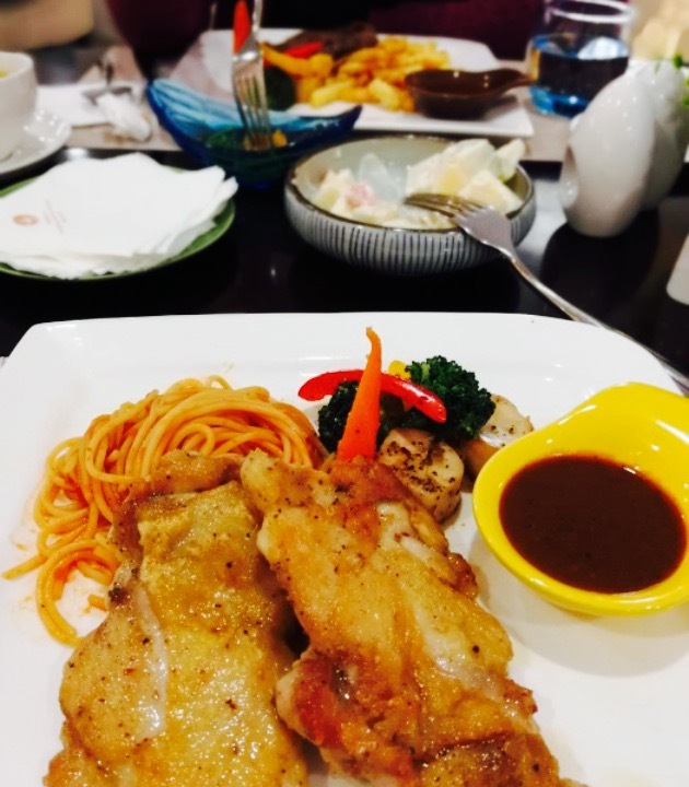 新君悦国际酒店自助餐厅