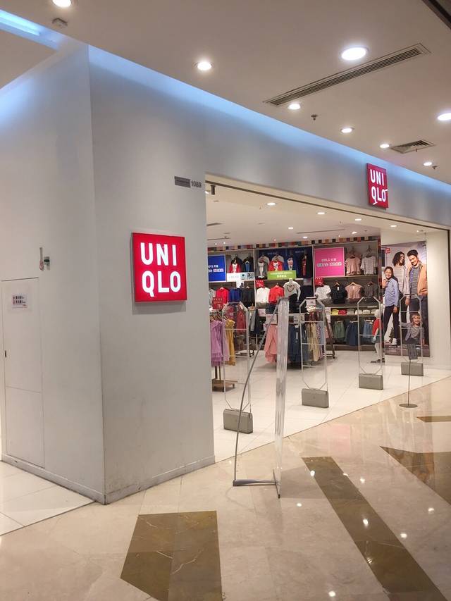 优衣库(镇江万达广场店)