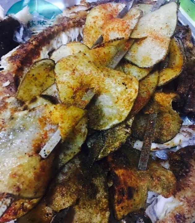 俄罗斯老太太吉娜烧烤(河堤夜市店)