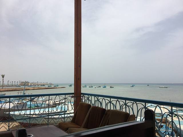 Aquarium Restaurant & Cafe