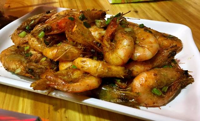 负二代村委食堂