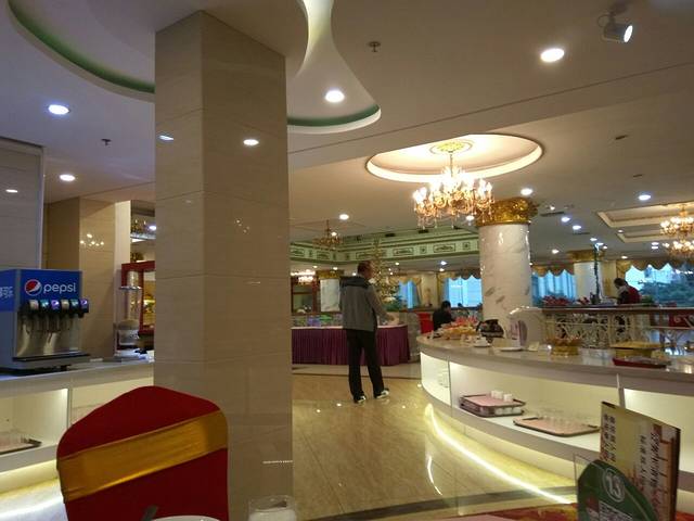 南宁凤凰宾馆·金凤楼自助餐厅