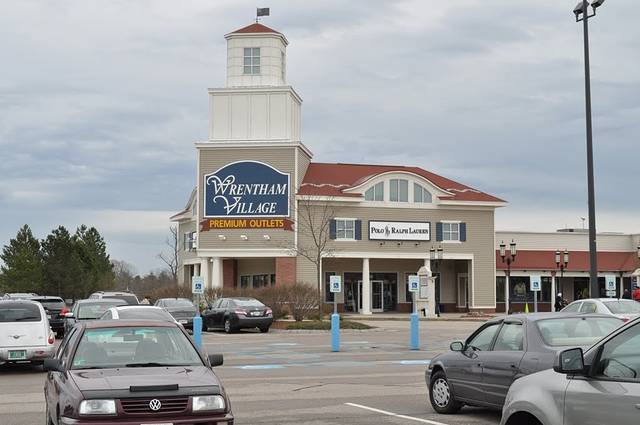 伦瑟姆村奥特莱斯