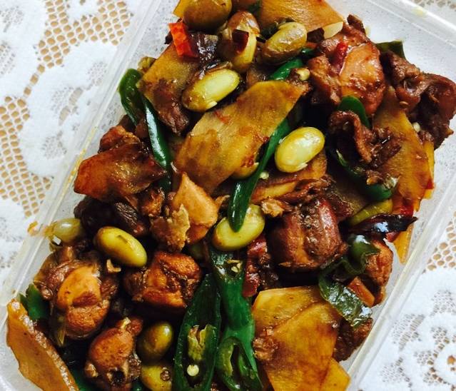 谭哥盖浇饭(莲花小区店)