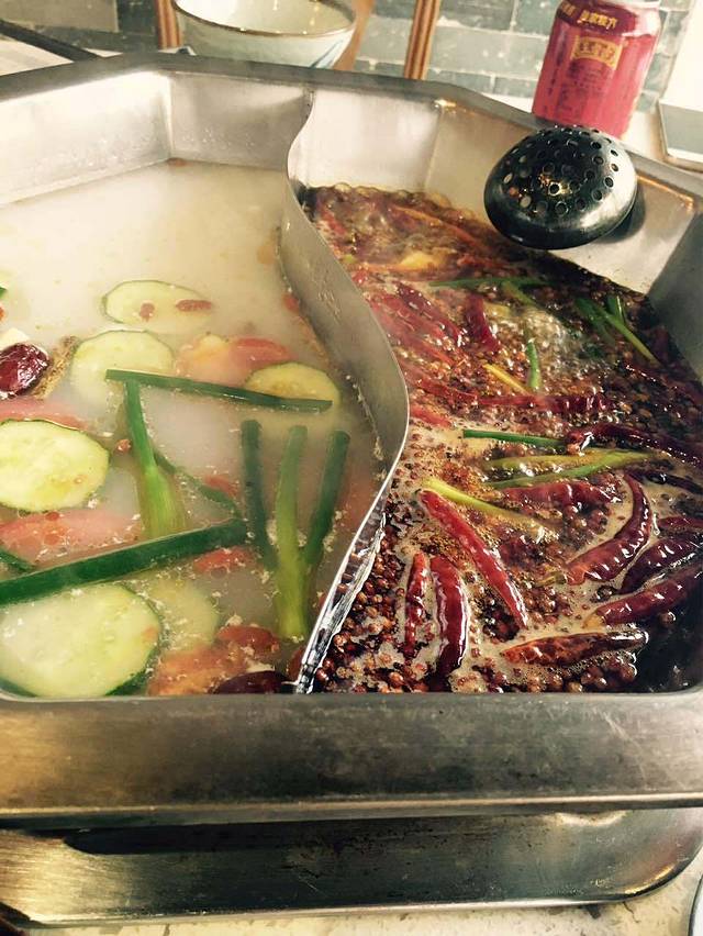 蜀来蜀往·重庆老火锅