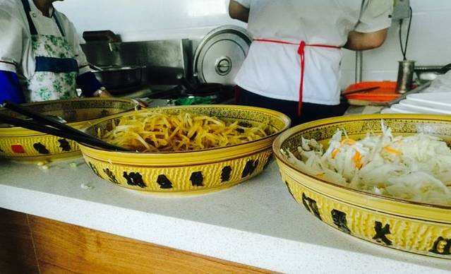 关先生库伦荞面王(万博华景店)