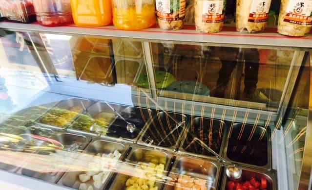 碗碗冰·正宗袁老幺一号冰站(德阳分店)