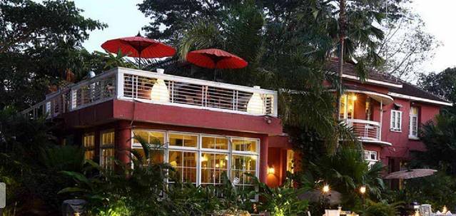 L'Opera Italian Restaurant & Bar (at Inya Lake)