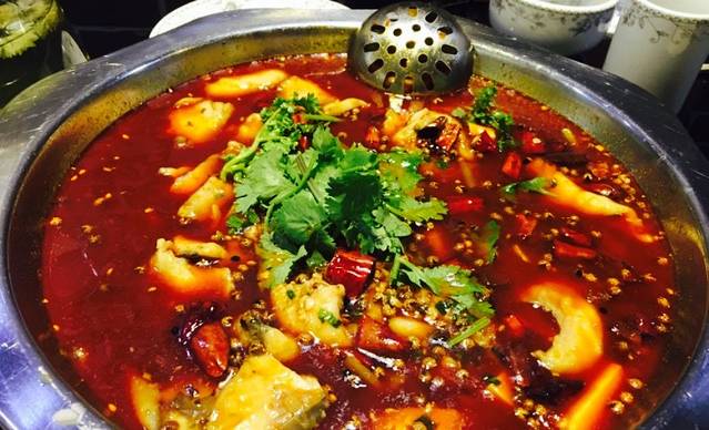 仨锅逗名家川菜