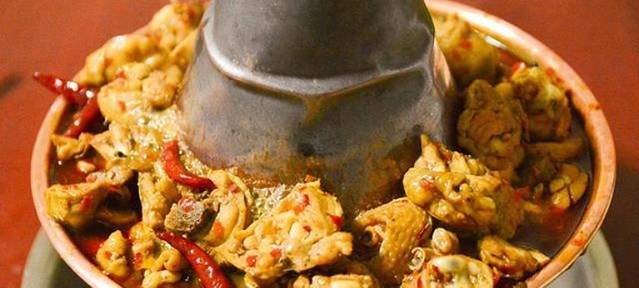 超越火锅鸡(维明路升级店)